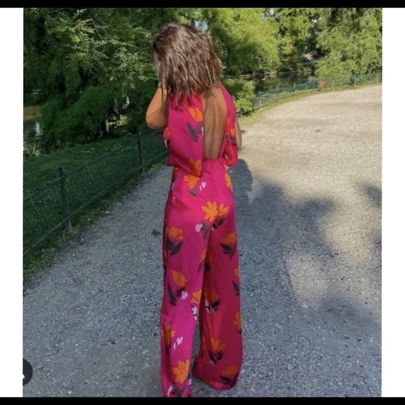 ZARA NWT NEW LONG PRINT JUMPSUIT EXTRA SMALL XS MEDIUM BLOGGER’S FAV 7824/017 - Picture 1 of 11